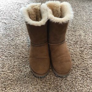 Tan uggs with brown bows